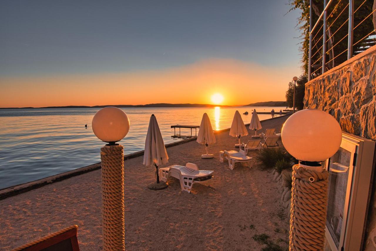 Pension Augustino Miletici Экстерьер фото