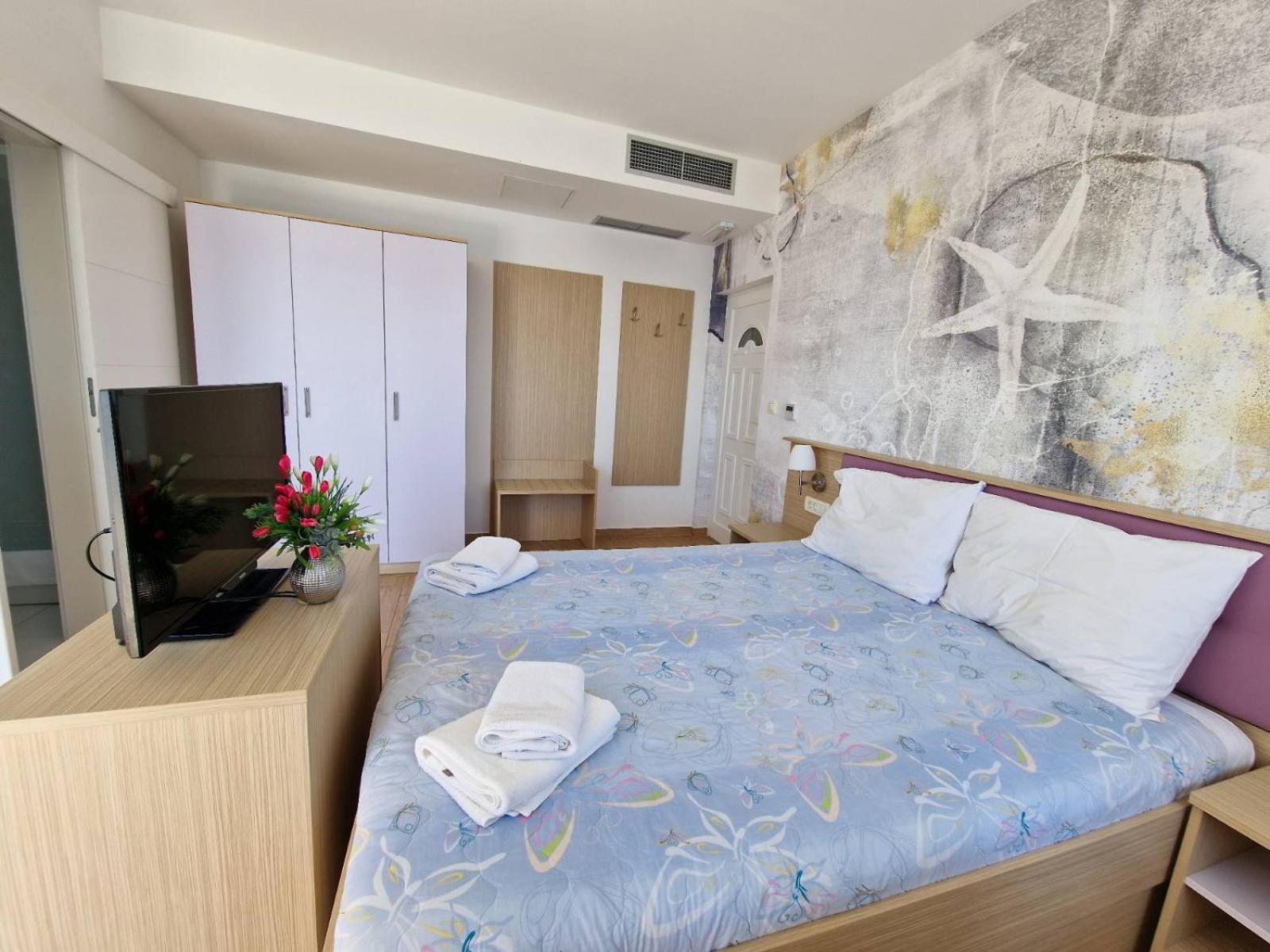 Pension Augustino Miletici Экстерьер фото