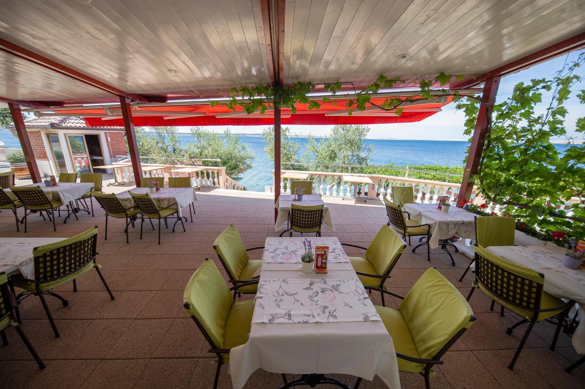 Pension Augustino Miletici Экстерьер фото